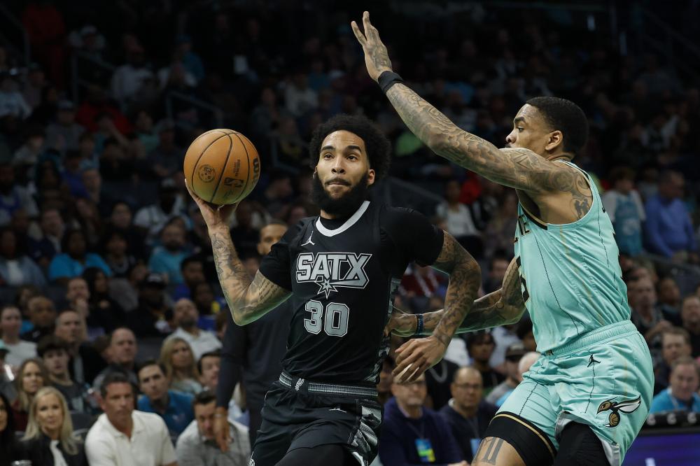 准与足球格 准与足球格