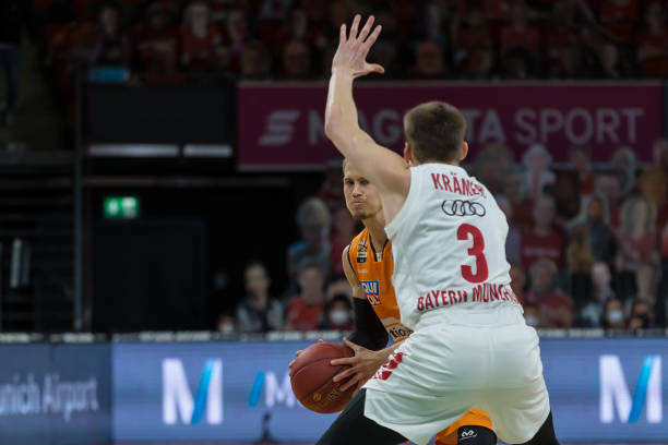 及球员的默 及球员的默